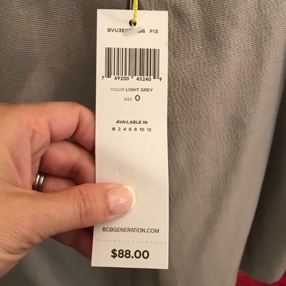 NWT BCBG pleated grey skirt - Picture 4 of 5